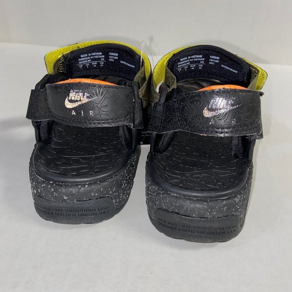 Sandals_&_Flip_Flops
